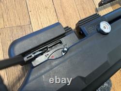 Air Venturi AV-00207 Avenger Bullpup. 25 Cal Air Rifle
