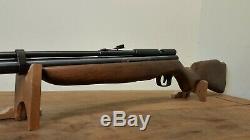 Benjamin Discovery PCP Air Rifle Pellet Gun. 22 Cal. WithPump