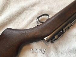 Benjamin Franklin Model 317 Walnut Stock Cal Air Pellet Rifle Fires Fine