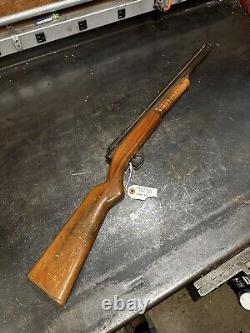 Benjamin Franklin Model 317 Walnut Stock Cal Air Pellet Rifle Needs Seals