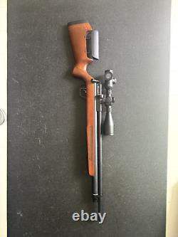 Benjamin Marauder Air Rifle PCP, 0.25 cal with Hawk scope, mount, and case