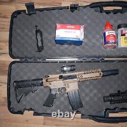 Crosman DPMSSBR Full Auto& Bushmaster Full Auto BB Air Rifles with Case&extras LOT