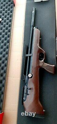 HATSAN Flashpup. 25 wood PCP pellet rifle