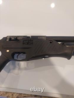 Hatsan Blitz. 25 Caliber Air Rifle HGBLITZ25