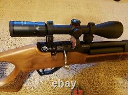 Hatsan flash pcp air rifle. 25. Wood stock 3x9x50 scope