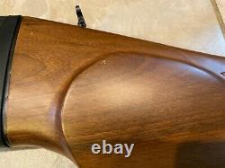 Nova Hatsan. 22 caliber PCP Pellet Air Rifle with Magazine + Pump Lot Excellent