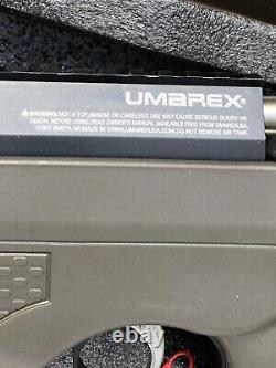 Umarex AirSaber PCP Powered Arrow Gun Air Rifle with 3 Carbon Fiber Arrows 2252659